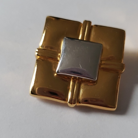 Vintage Square Gold and Silver Tone Clip ons - Picture 2 of 6